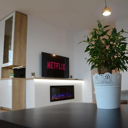 Luxury Panorama Apartament,coresi *