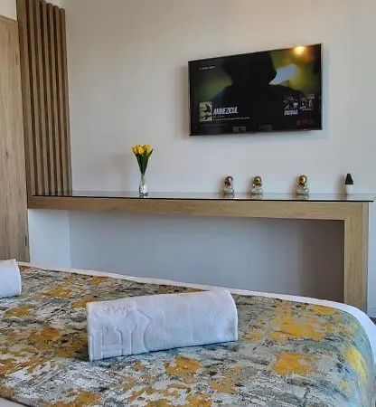 Luxury Panorama Apartament,coresi Apartment *