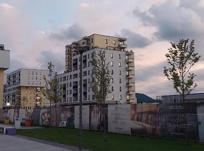 Luxury Panorama Apartament,coresi * Braşov